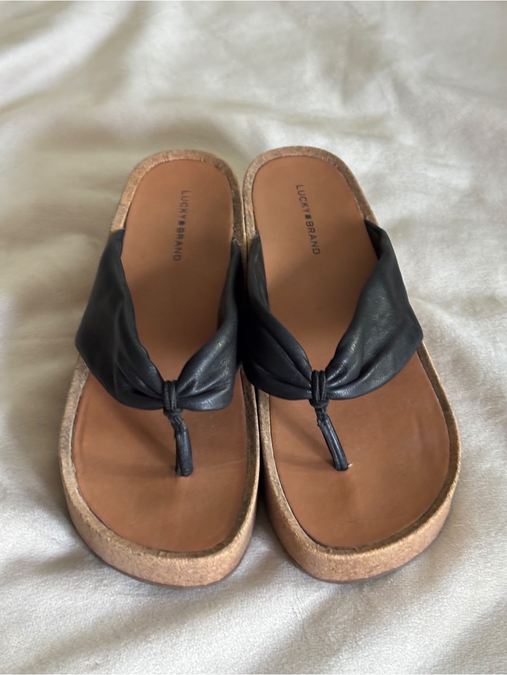 Lucky Brand Lellina Womens Black Leather Cork Platform Thong Sandals Size 8.5M